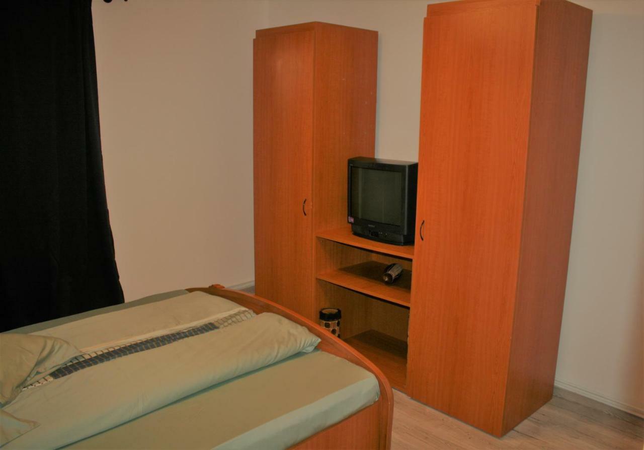 Casa Peterfi - Apartment With 3 Bedrooms And Spacious Living Room Târgu-Mureş Zewnętrze zdjęcie